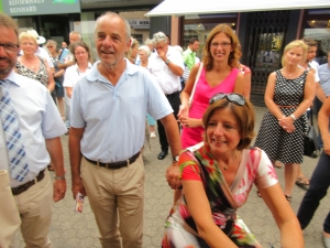Ministerpräsidentin Malu Dreyer mit ihrem Ehemann Honorarkonsul von Luxemburg Klaus Jensen sowie Sozialministerin Sabine Bätzing-Lichtenthäler
