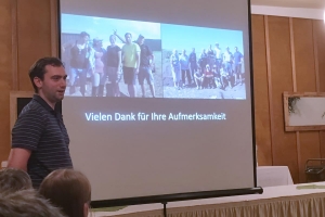 Gabriel Heeren während des Vortrags